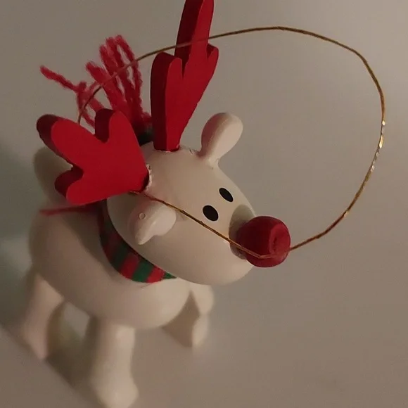 Reindeer Xmas Tree Ornament - Picture 3 of 6